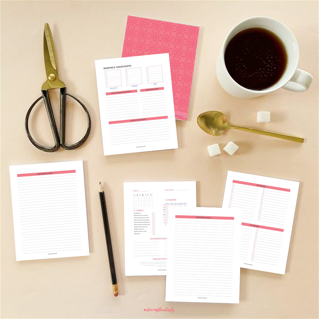 Striving Flawlessly Muslimah Planner: Undated Edition
