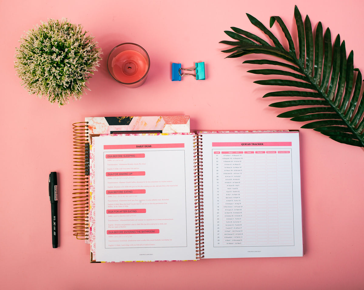Striving Flawlessly Muslimah Planner: Undated Edition